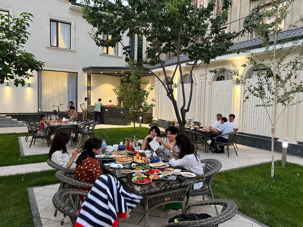Turon Lux Hotel Самарканд Екстериор снимка