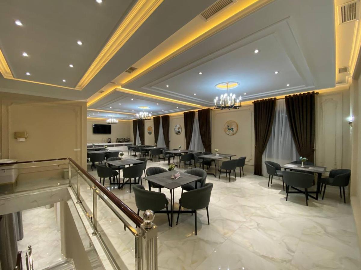 Turon Lux Hotel Самарканд Екстериор снимка
