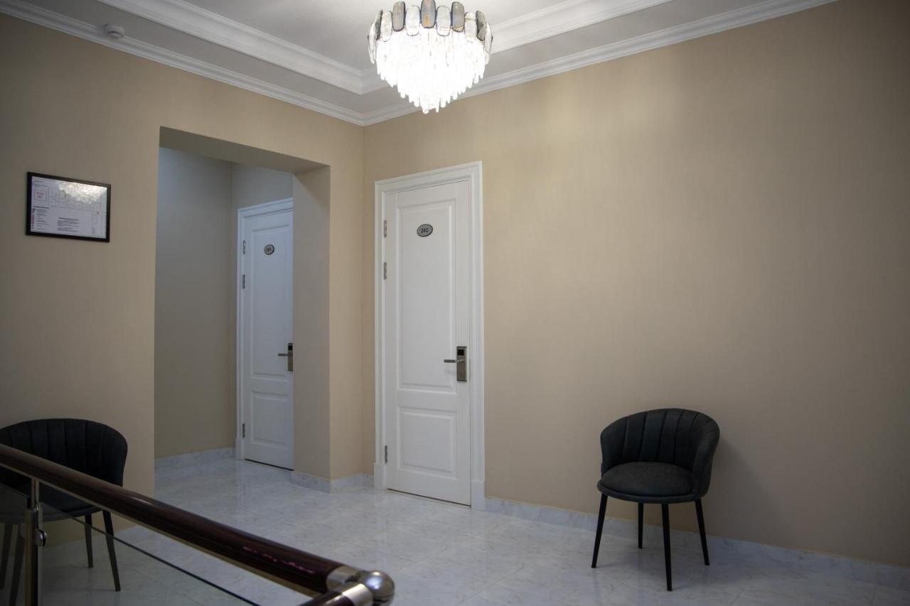 Turon Lux Hotel Самарканд Екстериор снимка