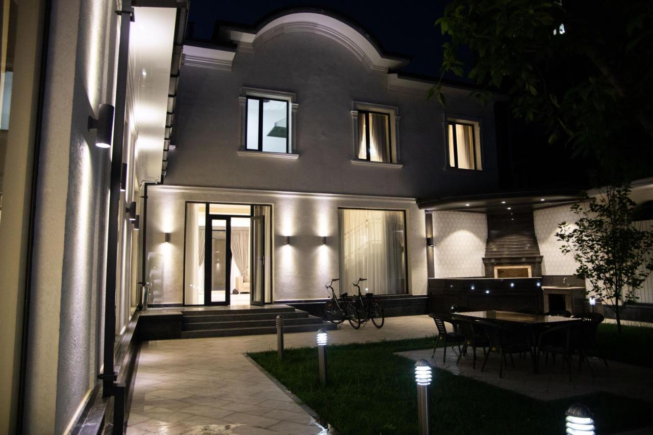 Turon Lux Hotel Самарканд Екстериор снимка