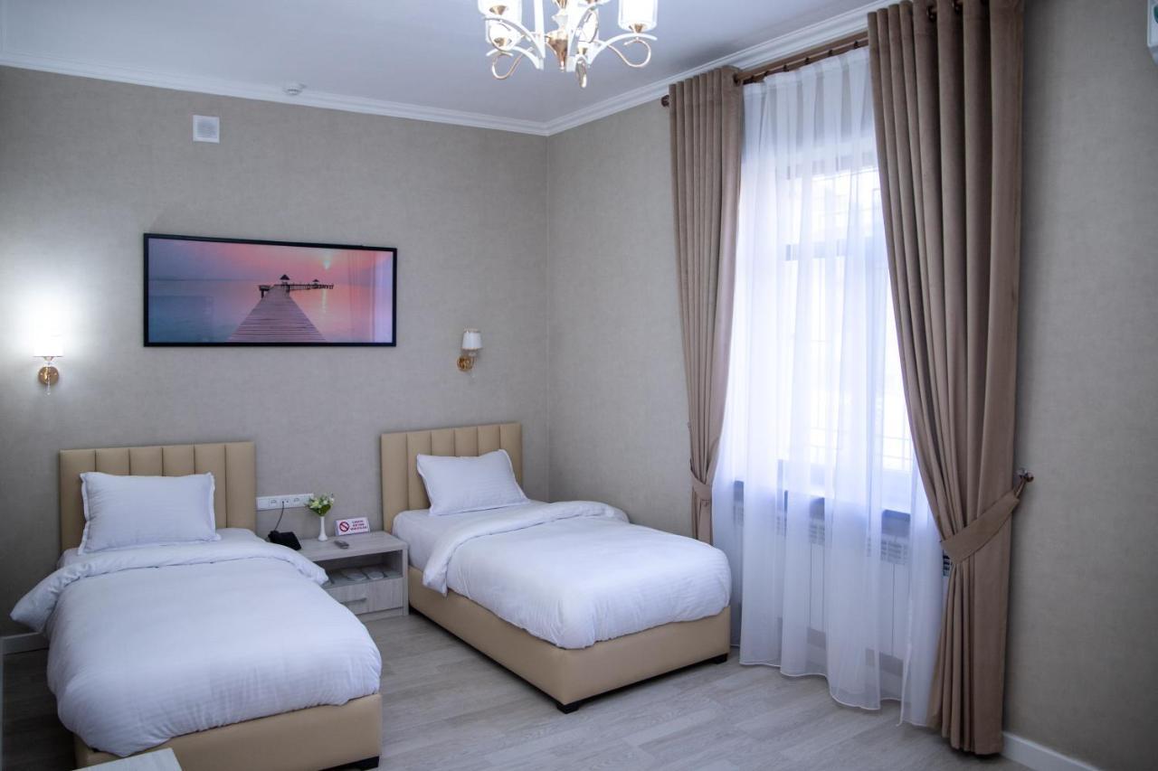 Turon Lux Hotel Самарканд Екстериор снимка