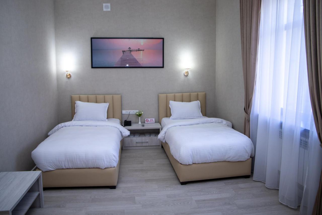 Turon Lux Hotel Самарканд Екстериор снимка