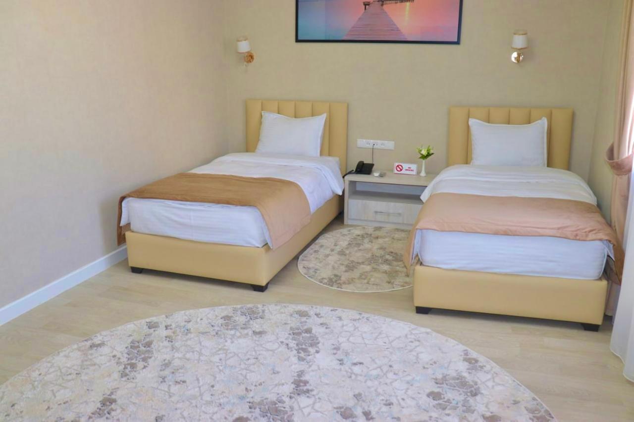 Turon Lux Hotel Самарканд Екстериор снимка