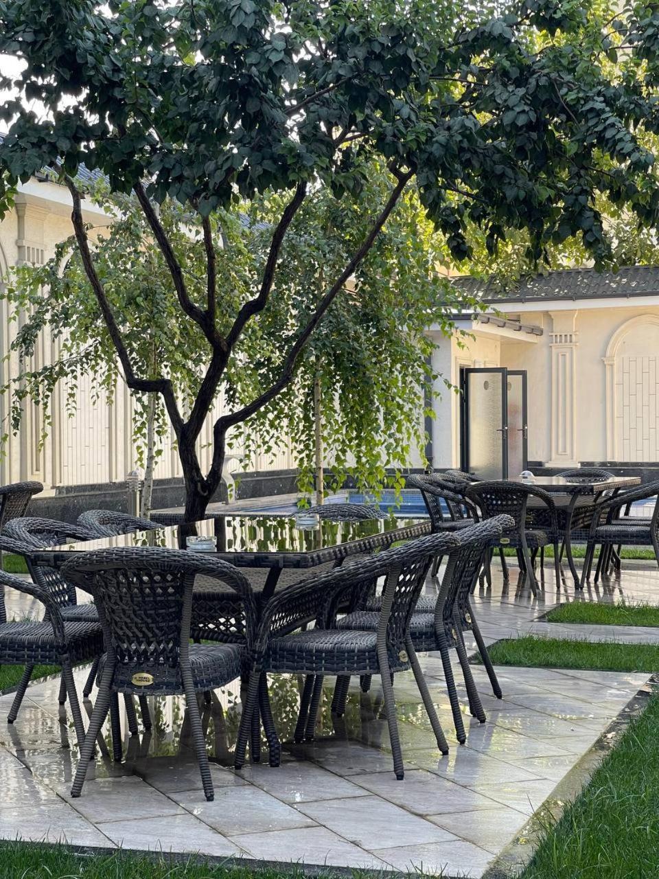Turon Lux Hotel Самарканд Екстериор снимка